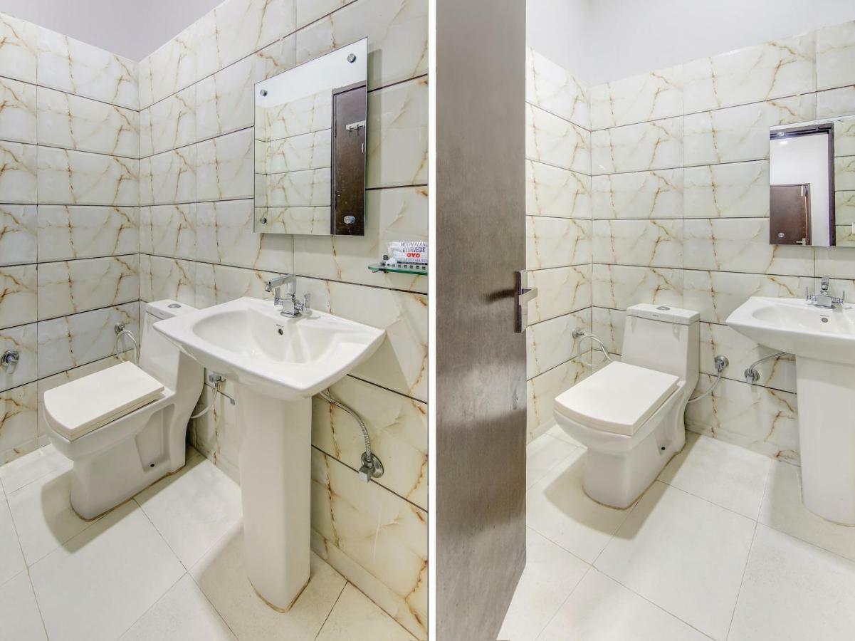 Oyo 27999 Hotel Deep Sirsa ภายนอก รูปภาพ