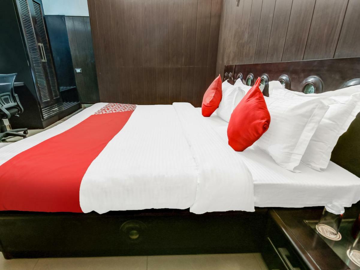 Oyo 27999 Hotel Deep Sirsa ภายนอก รูปภาพ