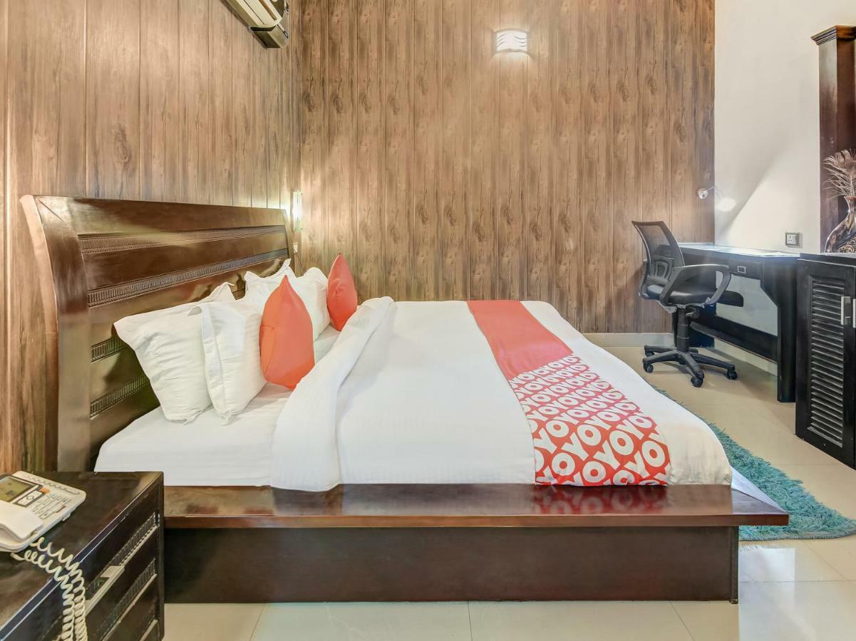 Oyo 27999 Hotel Deep Sirsa ภายนอก รูปภาพ