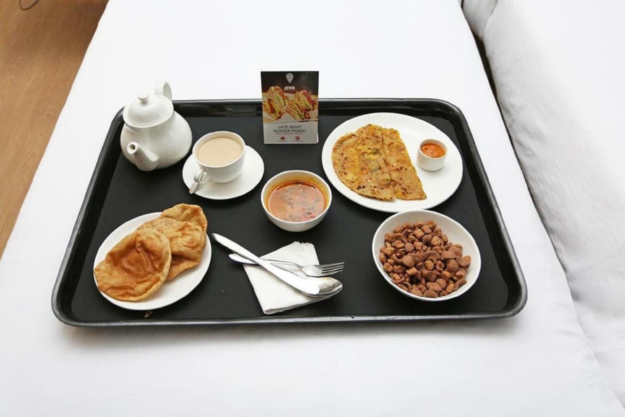Oyo 27999 Hotel Deep Sirsa ภายนอก รูปภาพ